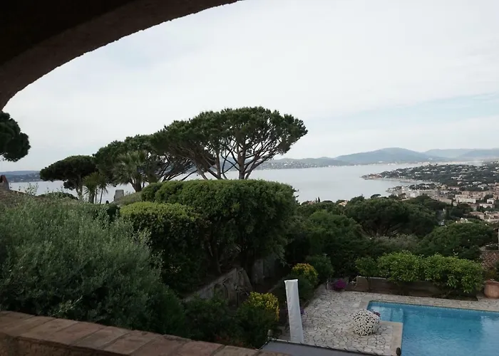 Les Cades Villa Sainte-Maxime